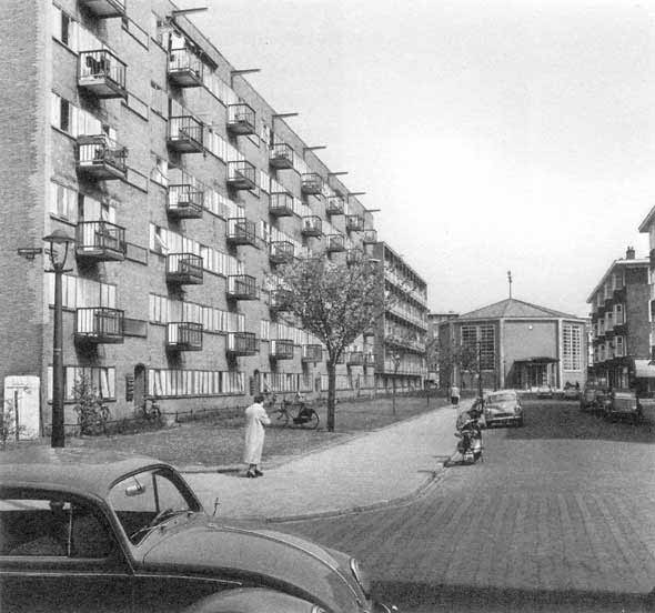 Blok atelierwoningen zomerdijkstraat